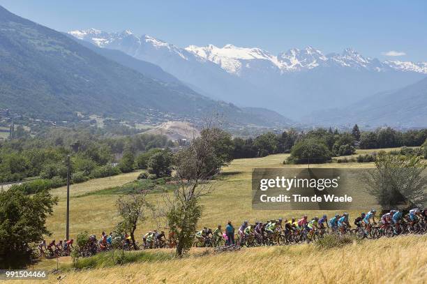 98Th Tour Of Italy 2015, Stage 19 Illustration Illustratie, Peleton Peloton, Saint Barthelemy Mountains Montagnes Bergen, Landscape Paysage...