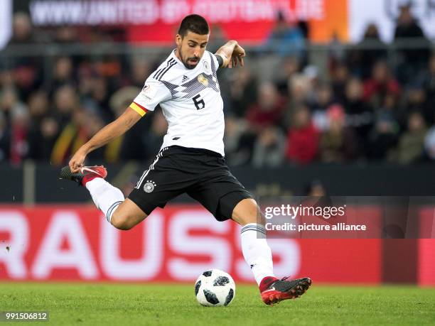 International match, Germany - France in Cologne, Germany, 14 November 2017. German national soccer player Sami Khedira plays the ball. Photo: Marius...