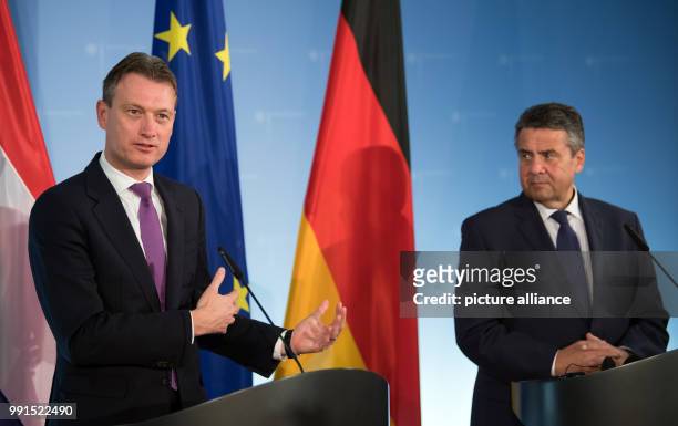 German minister of foreign affairs Sigmar Gabriel and his Lebanese counter part Gebran Bassil during a joint press conference at the ministry of...
