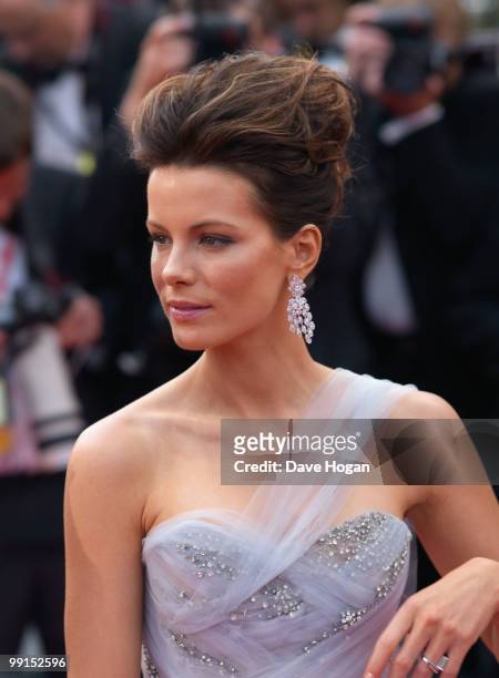 Kate Beckinsale attends the Robin Hood Premiere at the Palais des Festivals during the 63rd Annual Cannes International Film Festival on May 12, 2010...