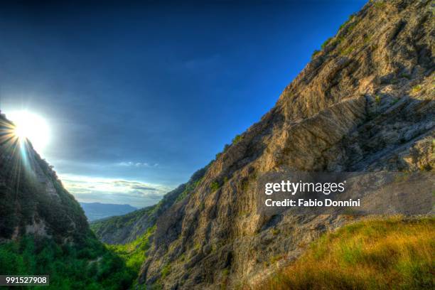 gola della rocchetta - gola v stock pictures, royalty-free photos & images