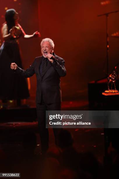 The award winner in the category "Legend", the British singer Tom Jones, can be seen on stage during the awards ceremony of the 69th edition of the...