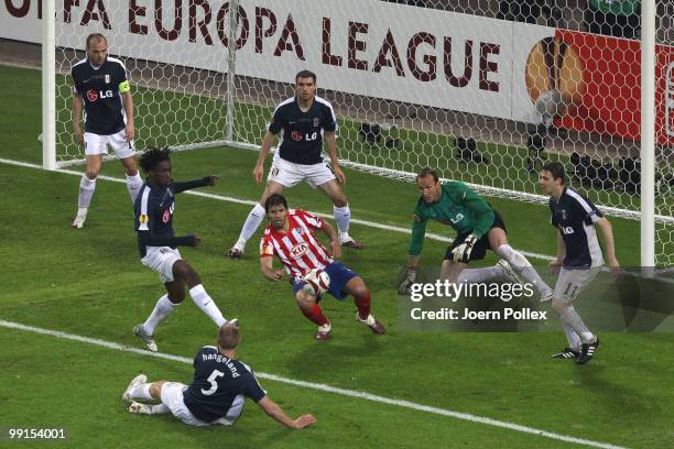 Sergio Aguero of Atletico Madrid tries to score during the UEFA Europa League final match between Atletico Madrid and Fulham at HSH Nordbank Arena on...