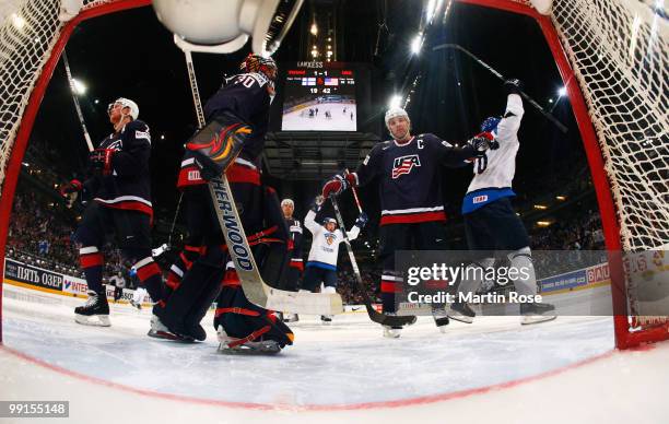 Sami Kapanen of Finland clebrates his team's 3rd goal during the IIHF World Championship group A match between Finland and USA at Lanxess Arena on...