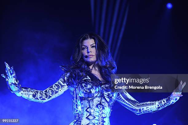 Fergie of the Black Eyed Peas performs at the Mediolanum Forum on May 12, 2010 in Milan, Italy.