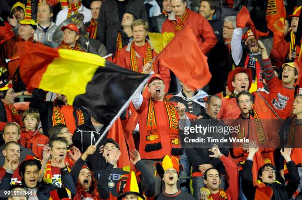 Belgium - Austriaillustration Illustratie, Supporters Fans Public Publiek Spectators, Uefa Euro 2012 Qualification, Autriche Oostenrijk / Tim De Waele