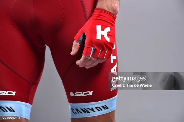 Team Katusha 2016 Illustration Illustratie, Race Pants Pantalon Broek, Gloves, Kristoff Alexander / Equipe Ploeg /Tim De Waele