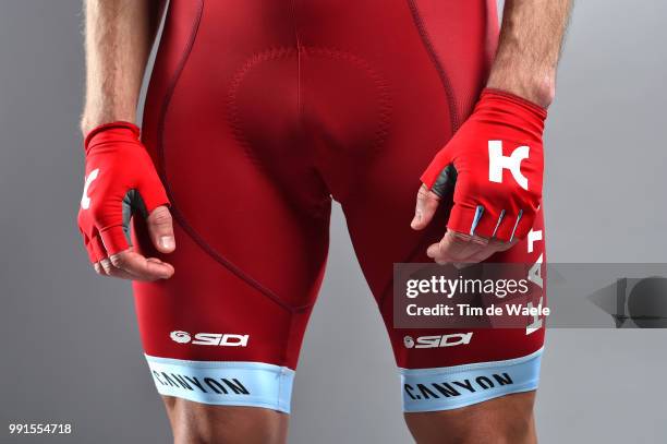 Team Katusha 2016 Illustration Illustratie, Race Pants Pantalon Broek, Gloves, Kristoff Alexander / Equipe Ploeg /Tim De Waele