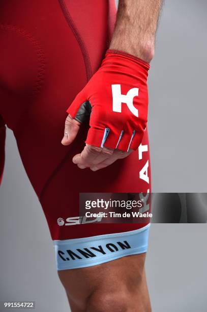 Team Katusha 2016 Illustration Illustratie, Race Pants Pantalon Broek, Gloves, Kristoff Alexander / Equipe Ploeg /Tim De Waele