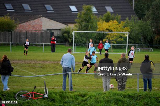 Made In Belgiumfc Strombeek, Illustration Illustratie, Foot En Belgique, Voetbal In Belgie, Flandre Flanders Vlaanderen, Wallonnie Walonie / Tim De...