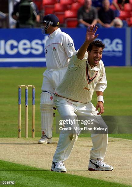 James Ormond of Leicestershire appeals for the wicket of Warren Hegg of Lancashire during the C&G Trophy semi-final match between Leicestershire and...