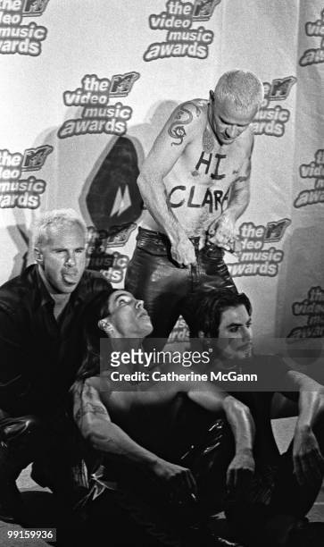 7th: Red Hot Chili Peppers, L-R Chad Smith, Anthony Kiedis, Dave Navarro and Flea pose for a group photo at the 12th Annual MTV Video Music Awards on...