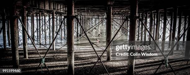 under southsea pier - southsea - fotografias e filmes do acervo