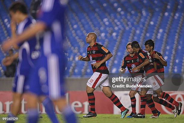 Players of Flamengo celebrate a goal during a match against Universidad de Chile as part of Libertadores Cup at Maracana Stadium on May 12, 2010 in...