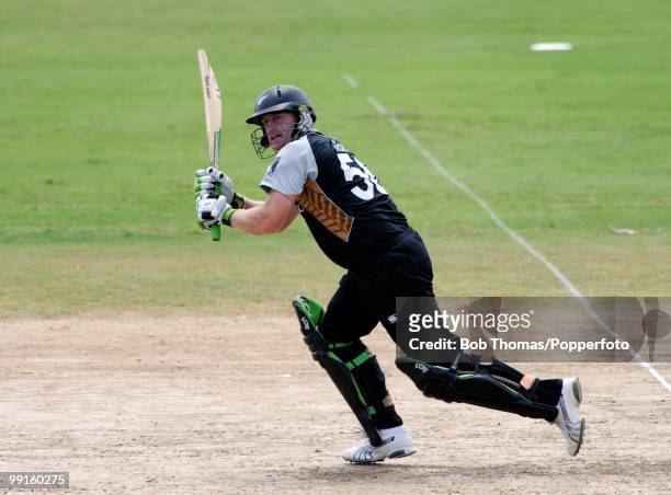 Scott Styris batting for New Zealand during the ICC World Twenty20 Super Eight match between New Zealand and Pakistan at the Kensington Oval on May...