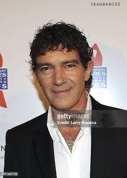 Antonio Banderas introduced his new fragrance, "The Secret", and his first collection of photographs, "Secrets on Black", on Wednesday night at...