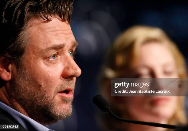 Russell Crowe attends the 'Robin Hood' Press Conference at the Palais des Festivals during the 63rd Annual Cannes Film Festival on May 12, 2010 in...