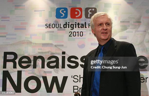 Film director James Cameron makes a speech during the press conference after his key note of the "Seoul Digital Forum 2010" at Walkerhill hotel on...