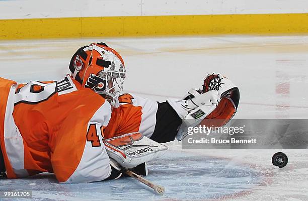 Michael Leighton of the Philadelphia Flyers makes the save against the Boston Bruins in Game Six of the Eastern Conference Semifinals during the 2010...