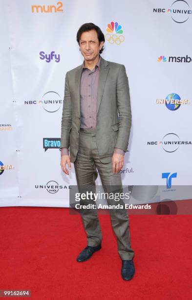 Actor Jeff Goldblum arrives at the Cable Show 2010 featuring an evening with NBC Universal at Universal Studios Hollywood on May 12, 2010 in...