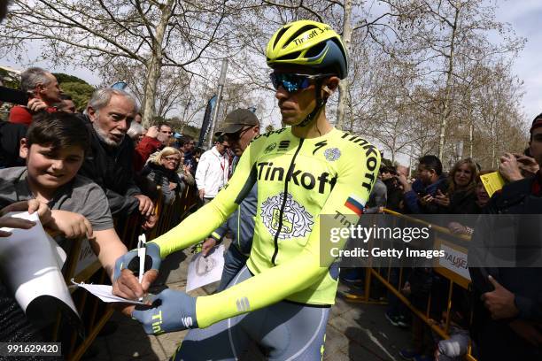 96Th Volta A Catalunya/ Stage 2Contador Alberto /Signature Autograph/ Fan Supporter/Mataro-Olot /Tour Of Catalunya/ Ronde Etape Rit/ Valencia/ Timde...