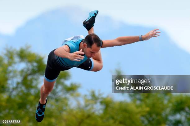 France's Renaud Lavillenie competes in the men's polevault event ahead of the IAAF Diamond League athletics meeting Athletissima in Lausanne on July...