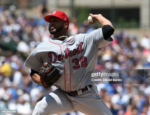 Francisco Liriano of the Detroit Tigers pitches during the first inning against the Chicago Cubs on July 4, 2018 at Wrigley Field in Chicago,...