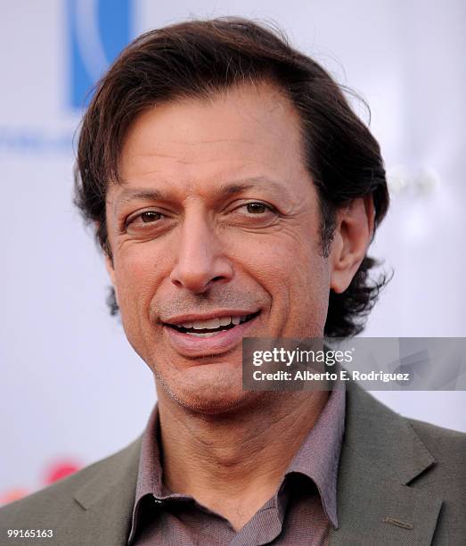 Actor Jeff Goldblum arrives at The Cable Show 2010 "An Evening With NBC Universal" on May 12, 2010 in Universal City, California.