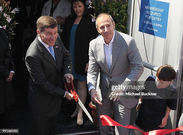 Matt Rivkin 5,553 Pavillion Opening Stock Photos, High-Res Pictures, and Images ...