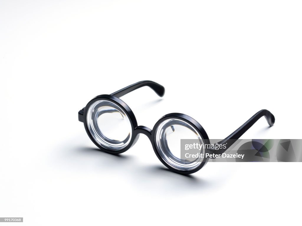Short sighted goggle glasses