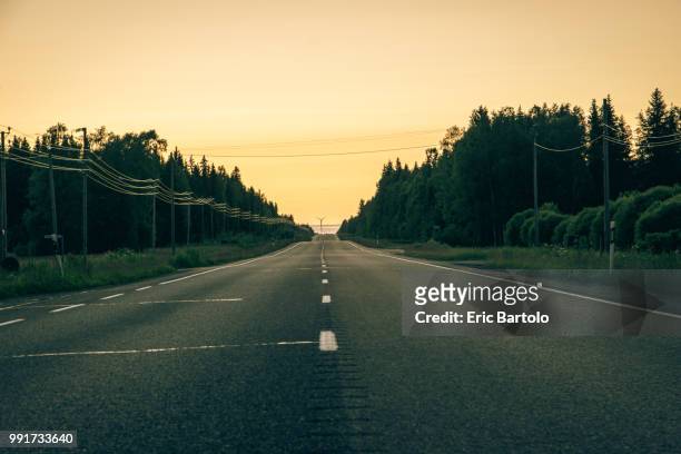 end to and awesome road trip. - bartolo stock pictures, royalty-free photos & images