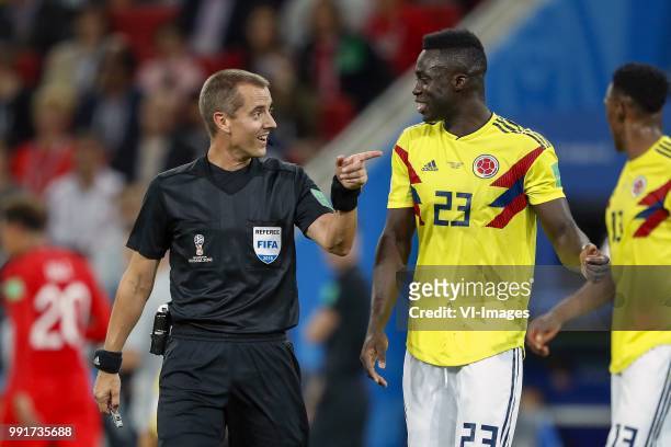 Referee Mark Geiger, Davinson Sanchez of Colombia during the 2018 FIFA World Cup Russia round of 16 match between Columbia and England at the Spartak...