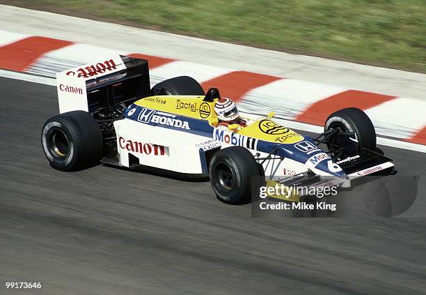 Nelson Piquet, drives the Canon Williams Honda Williams FW11B during the Grand Prix of Hungary on 10 August 1986 at the Hungaroring Circuit,...