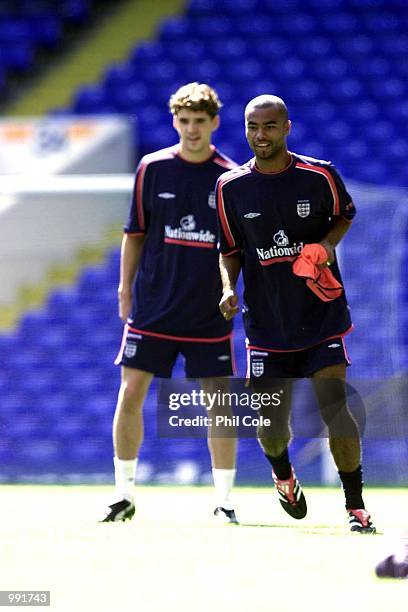 Ashley Cole and Owen Hargreaves of the England squad during training at White Hart Lane, London. DIGITAL IMAGE Mandatory Credit: Phil Cole/ALLSPORT