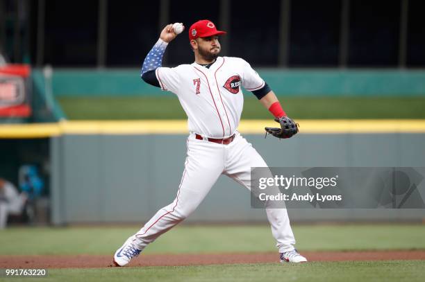 Eugenio Suarez of the Cincinnati Reds throws the ball to first base against the Chicago White Sox at Great American Ball Park on July 4, 2018 in...