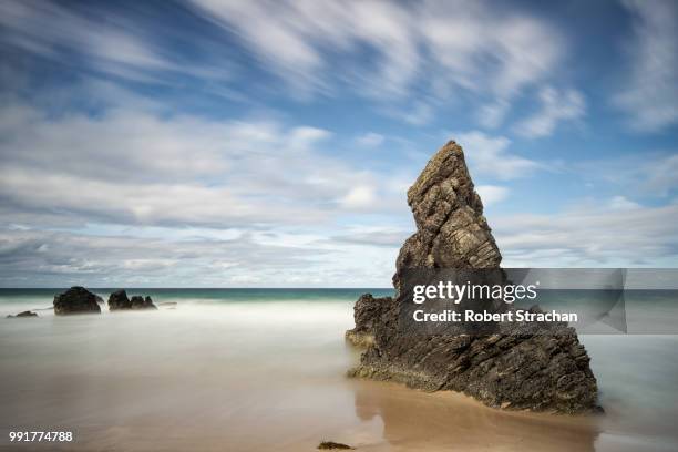 sango bay - strachan stockfoto's en -beelden