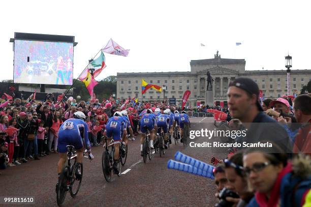 97Th Tour Of Italy 2014, Stage 1 Team Fdj.Fr / Illustration Illustratie, Stormont Parlement Building, Public Publiek Spectators, Landscape Paysage...