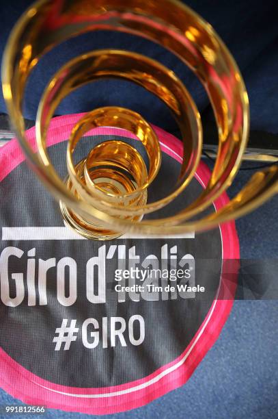 97Th Tour Of Italy 2014, Press Conference Illustration Illustratie Trophee Trofee Coupe Cup Beker, Pc Giro Tour Ronde Van Italie / Tim De Waele