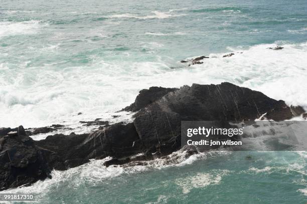 entrada da barco - barco stock pictures, royalty-free photos & images