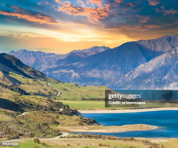 new zealand malerische berglandschaft am mount cook im sommer - westland stock-fotos und bilder