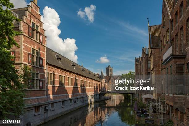view of ghent on a fair day, belgium - cultura europea occidentale foto e immagini stock
