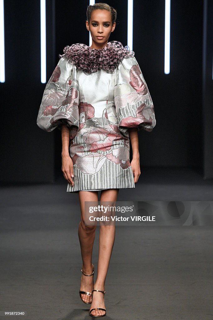 Yumi Katsura : Runway - Paris Fashion Week - Haute Couture Fall Winter 2018/2019