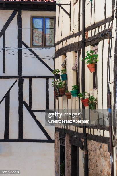 studework houses in covarrubias, arlanza river valley, castile and leòn, spain - covarrubias stock pictures, royalty-free photos & images