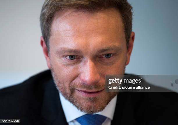 Leader of the liberal Free Democratic Party of Germany Christian Lindner sitting at the start of FDP Presidium meeting after the failure of 'Jamaica'...