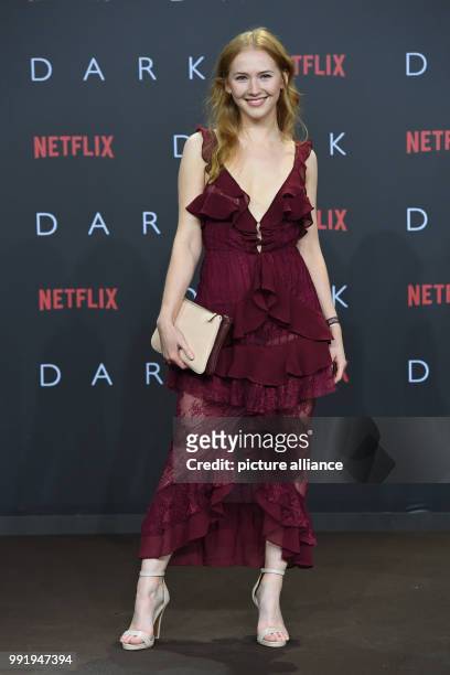 Gina Alice Stiebitz arrives at the Europe Premiere of Netflix series 'Dark' in Berlin, Germany, 20 November 2017. Photo: Maurizio Gambarini/dpa