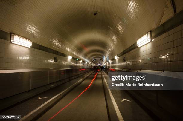 alter elbtunnel - elbtunnel stock pictures, royalty-free photos & images