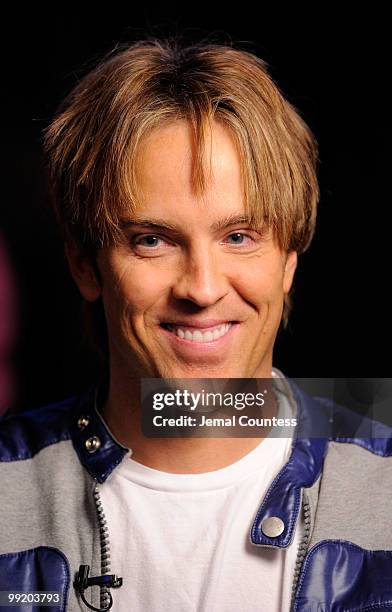 Larry Birkhead, former partner of actress Anna Nicole Smith speaks to the media during the press preview for the sale of the Estate of Anna Nicole...