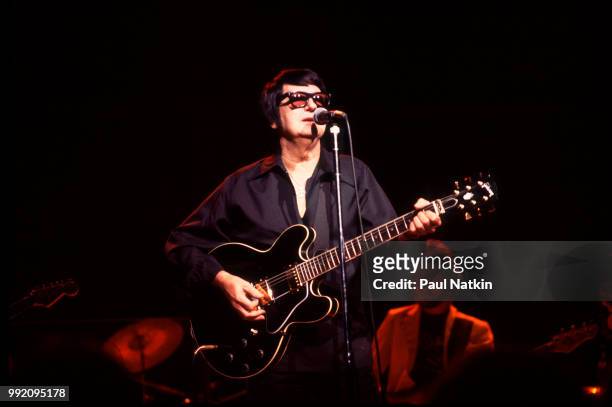 Roy Orbison at the Vic Theater in Chicago, Illinois, November 3, 1984.