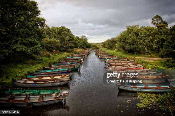 some boats in ireland - bisping imagens e fotografias de stock