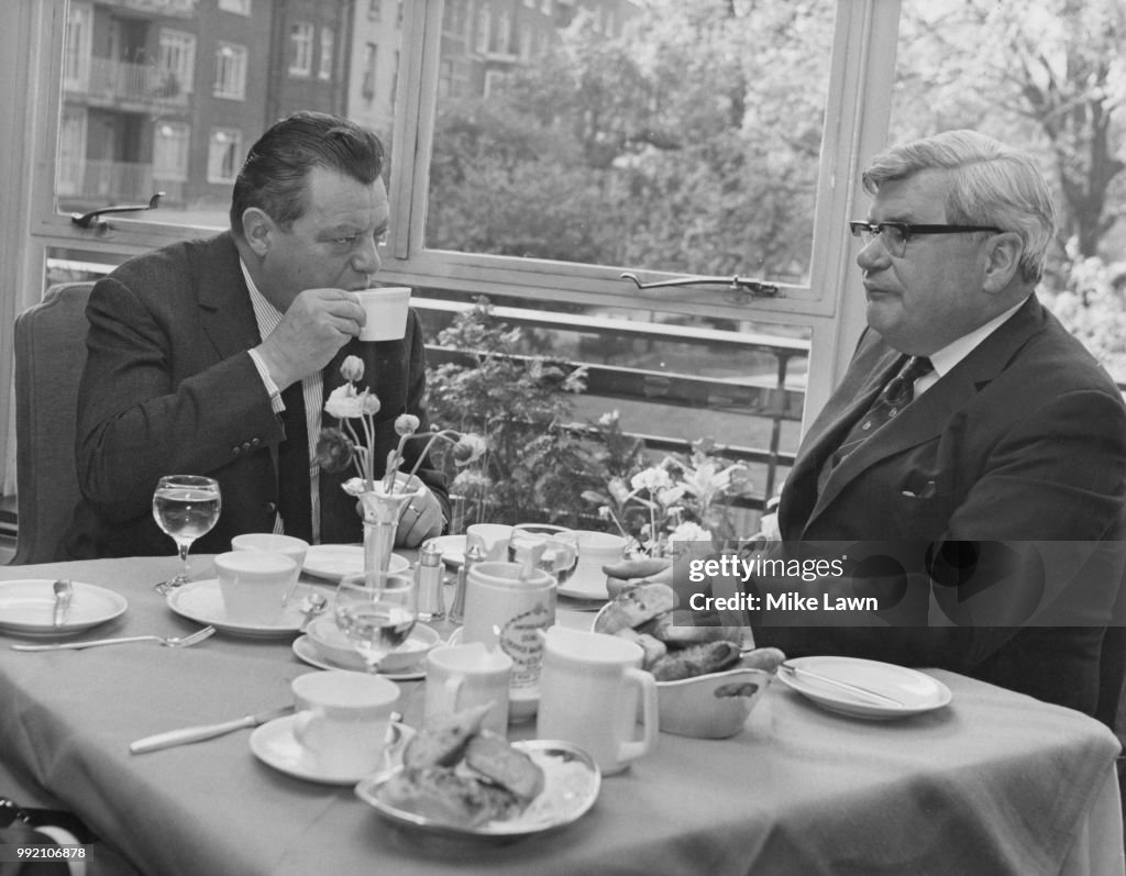 Strauss And Donnelly